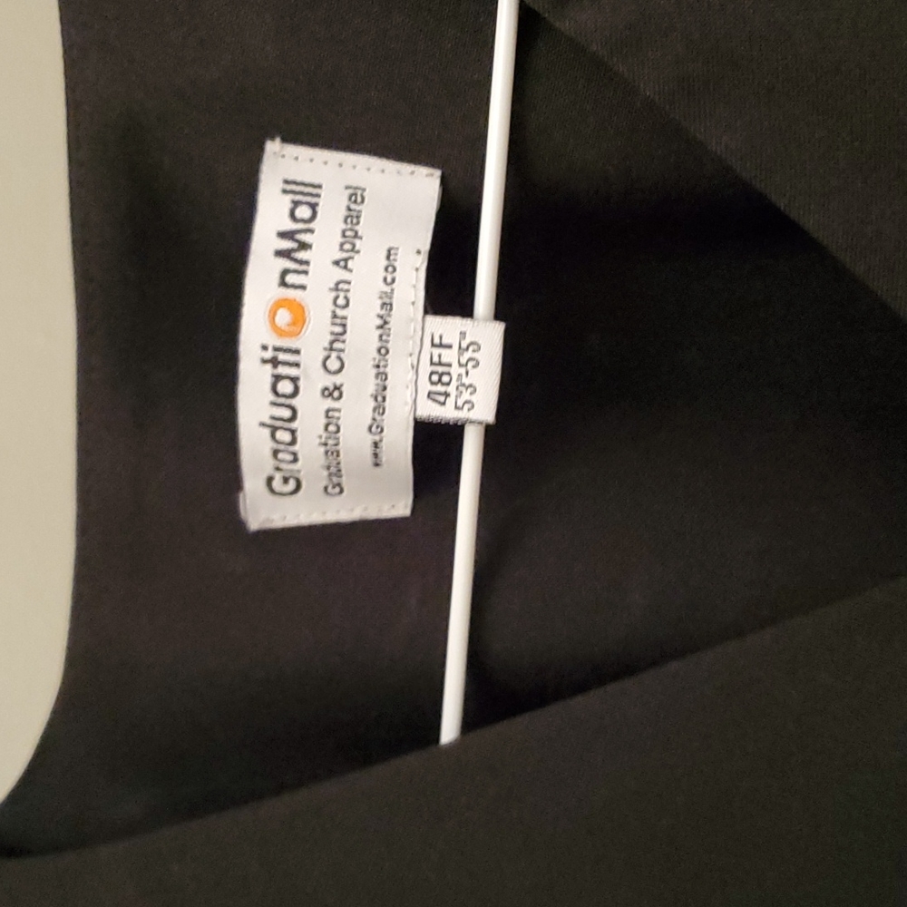 Grad gown - Picture 2 of 4